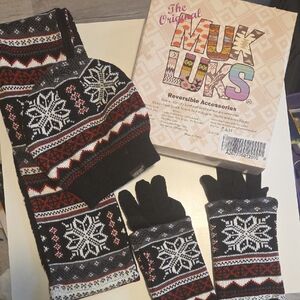 Muk Luks Black and Red Winter Accessory Set
